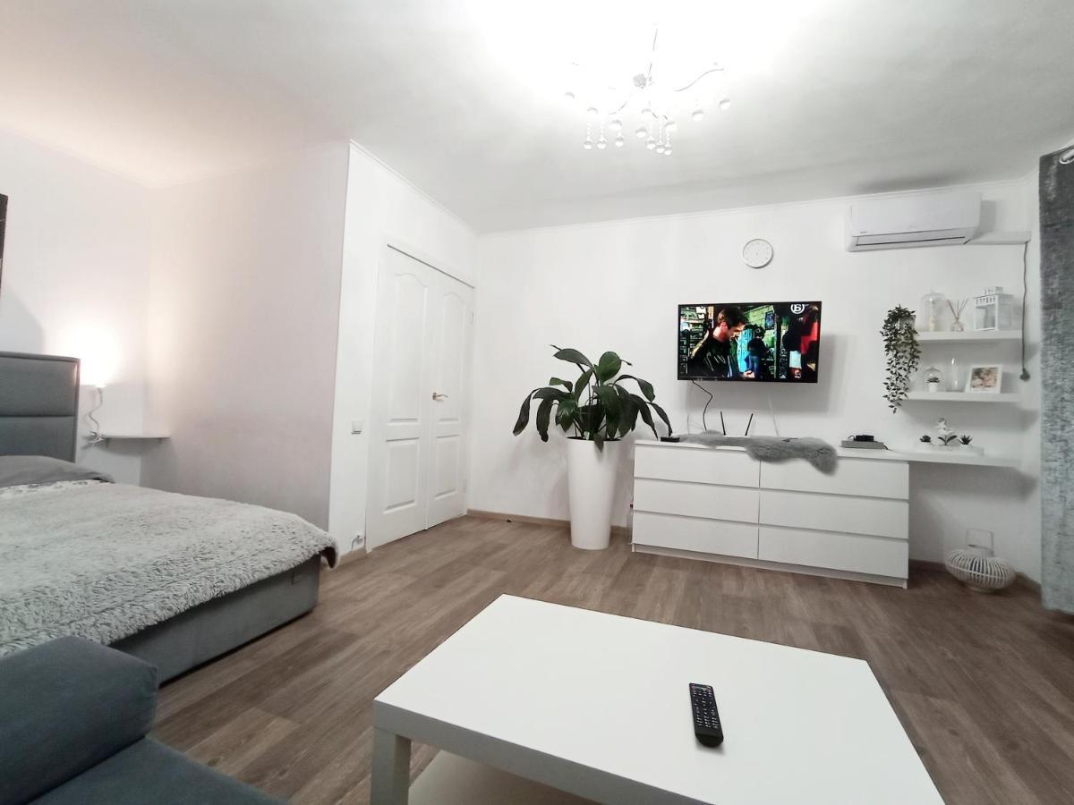 біла 1 к сіті центр 4 поверх ліфт вікна на парк Apartment *